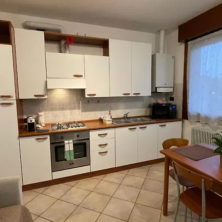 Only The 6 La Tra Venezia E Treviso Apartment